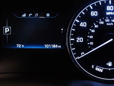 Used 2015 Hyundai Genesis 3.8 w/ Option Group 02 image 18