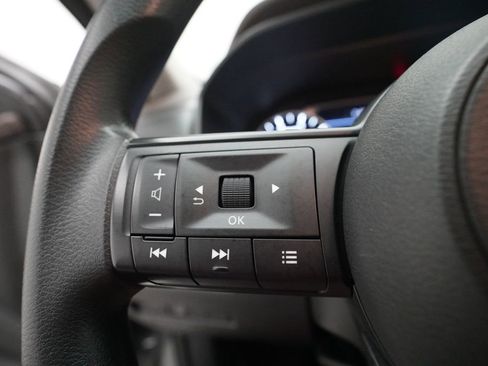 Used 2023 Nissan Rogue S AWD/4WD image 17