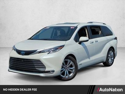 Used 2021 Toyota Sienna Platinum