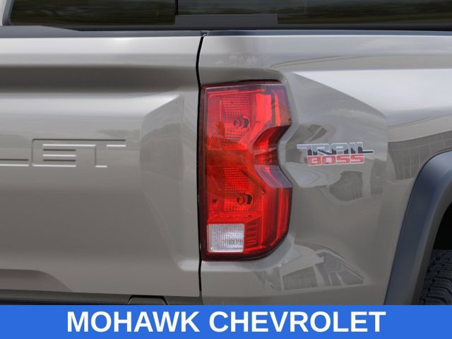 New 2026 Chevrolet Colorado Trail Boss AWD/4WD image 11