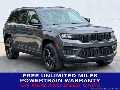 Used 2024 Jeep Grand Cherokee Altitude