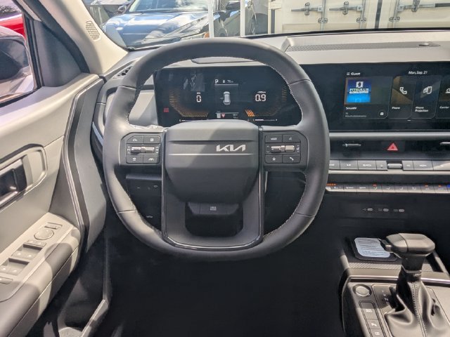 New 2027 Kia Seltos S FWD image 16