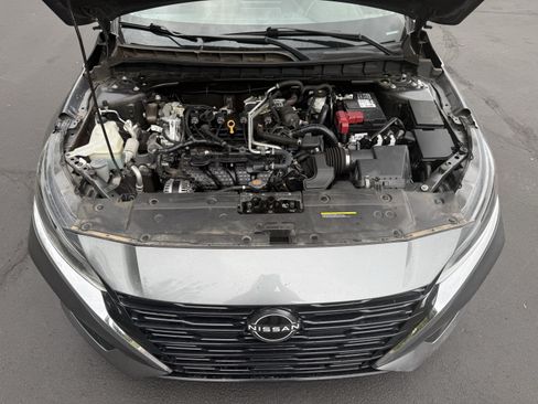 Used 2024 Nissan Altima 2.5 S FWD image 22