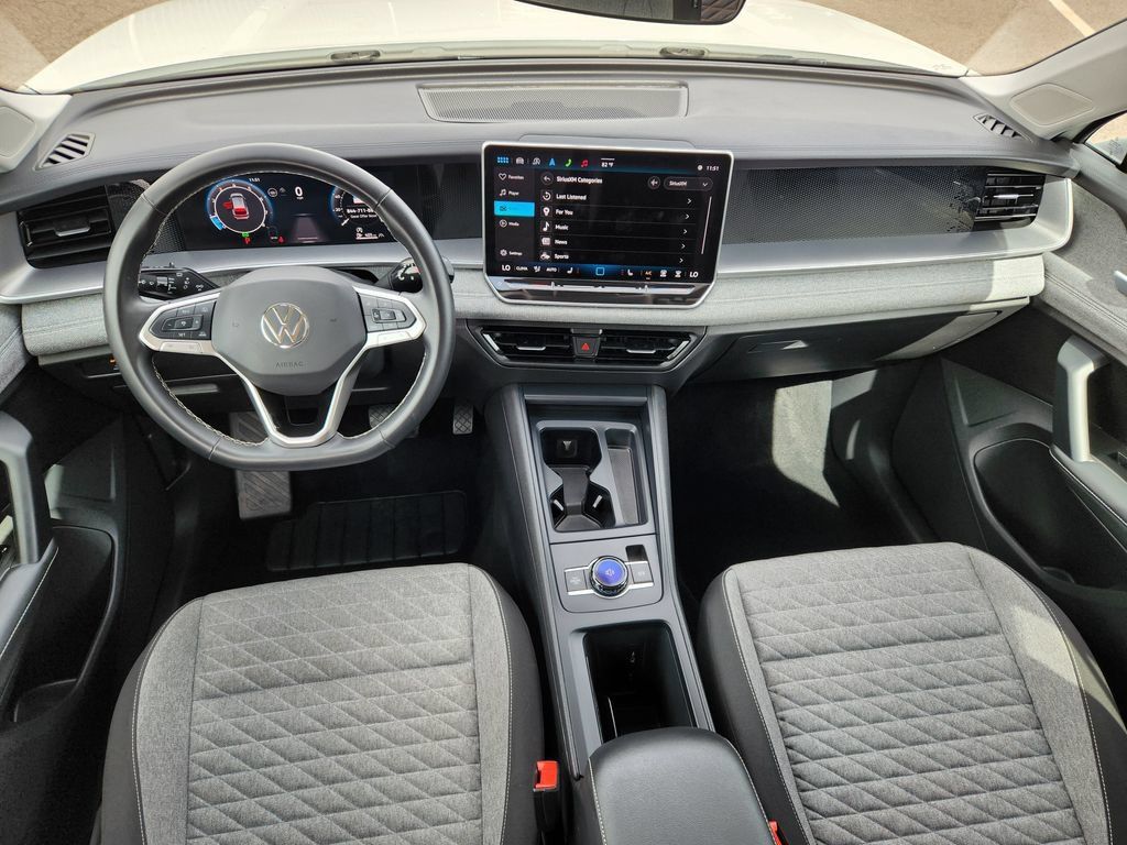 Certified 2025 Volkswagen Tiguan S AWD/4WD image 24