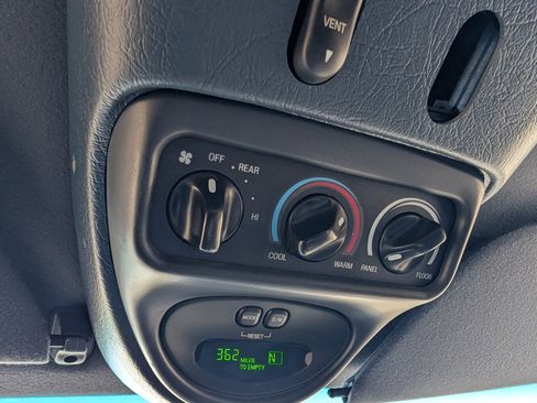 Used 2000 Ford Excursion XLT image 13