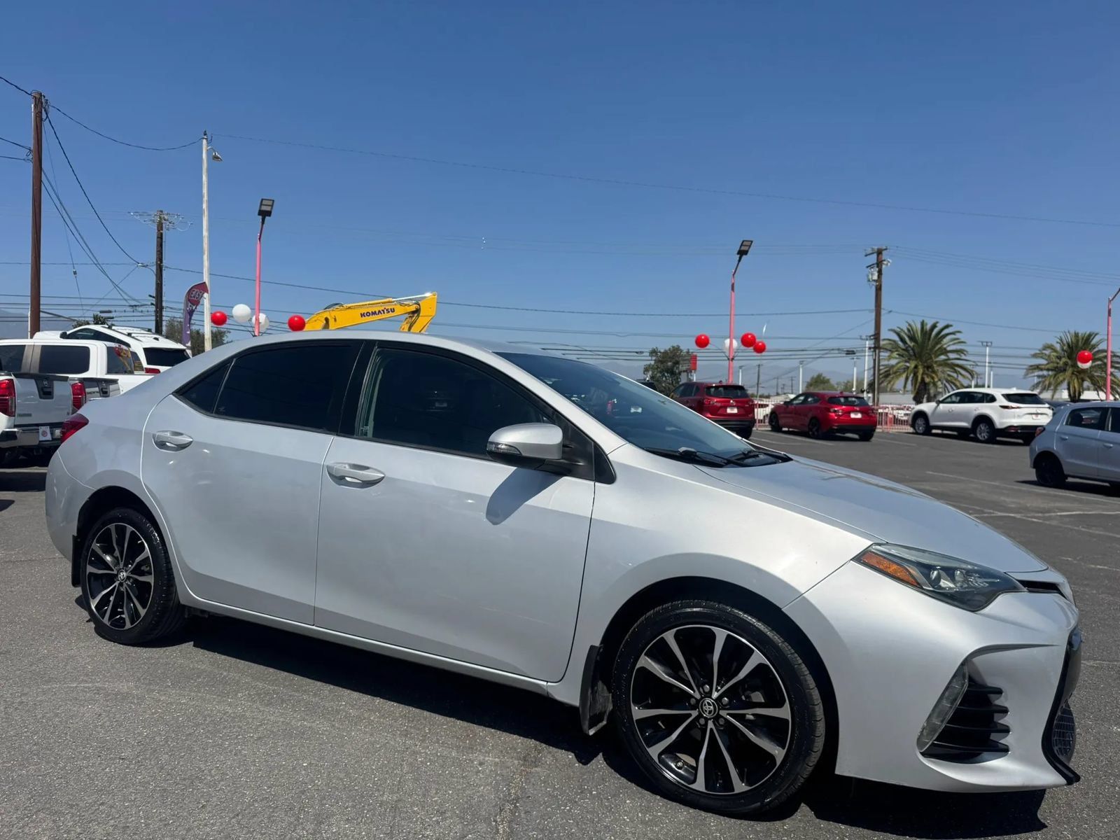 Used 2017 Toyota Corolla SE w/ Carpet Mat Package (TMS) FWD image 11