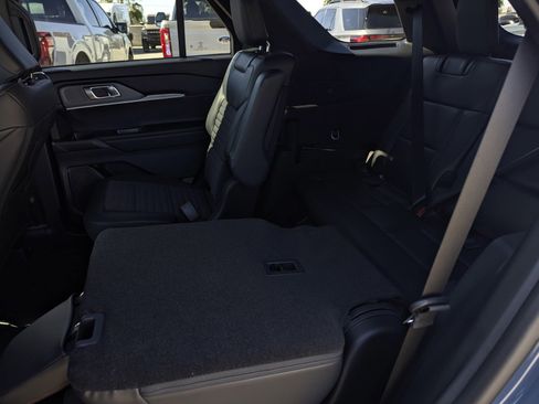 New 2026 Ford Explorer ST-Line RWD image 8