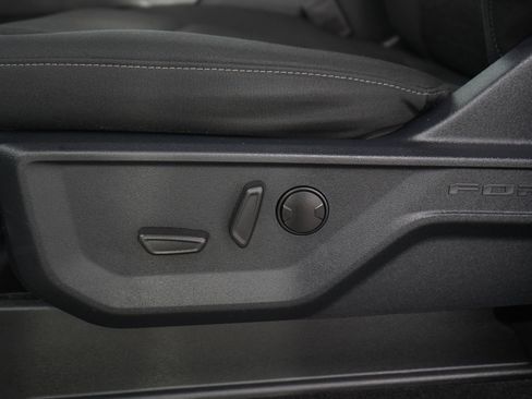 Used 2022 Ford F150 XLT AWD/4WD image 27