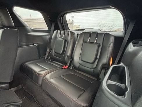 Used 2018 Ford Explorer Sport AWD/4WD image 13