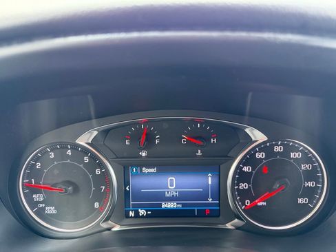 Certified 2023 GMC Acadia SLE w/ Driver Convenience Package FWD image 25