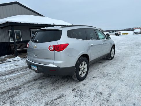 Used 2011 Chevrolet Traverse LT w/ Personal Connectivity Package image 3