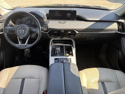 Used 2024 MAZDA CX-90 3.3 Turbo w/ Preferred Plus AWD/4WD image 17