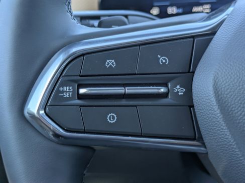 New 2026 Chevrolet Equinox ACTIV AWD/4WD image 16