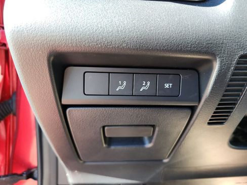 Used 2025 MAZDA CX-30 AWD 2.5 S w/ Preferred Package image 19