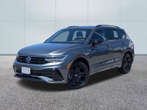Used 2023 Volkswagen Tiguan SE R-Line FWD image 1
