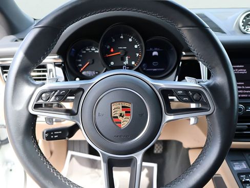 Used 2021 Porsche Macan AWD/4WD image 27