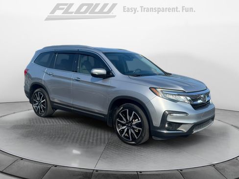 Used 2019 Honda Pilot Touring image 1