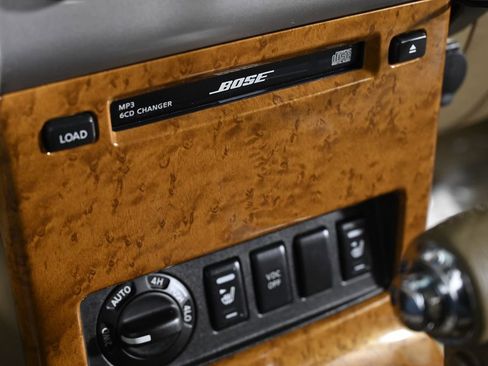 Used 2005 Nissan Pathfinder LE w/ (U01) LE Navigation Pkg image 16