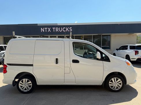 Used 2021 Nissan NV200 SV image 6