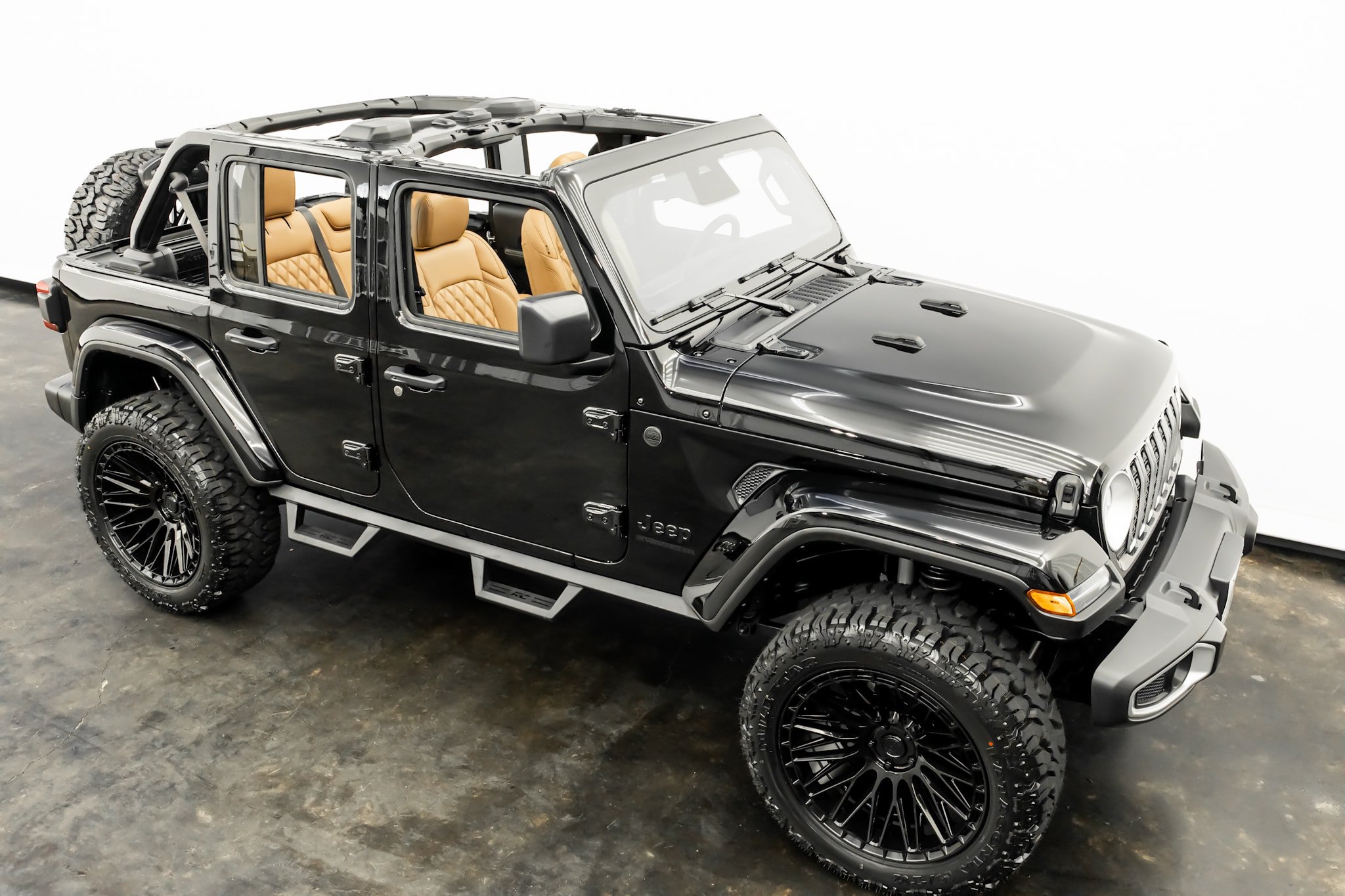 Used 2026 Jeep Wrangler Unlimited Sahara AWD/4WD image 26