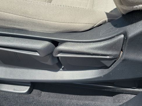 Used 2024 Honda HR-V LX image 21