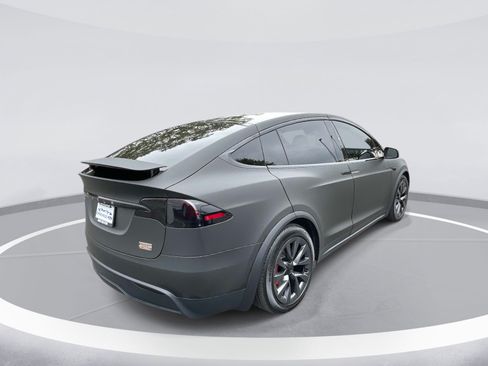 Used 2023 Tesla Model X Plaid AWD/4WD image 4