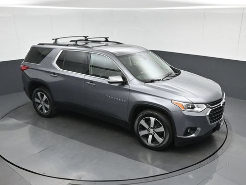 Used 2020 Chevrolet Traverse LT w/ LT Premium Package AWD/4WD image 72
