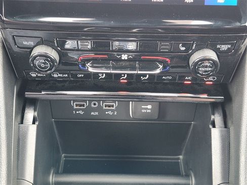 New 2025 Jeep Grand Cherokee Limited image 14