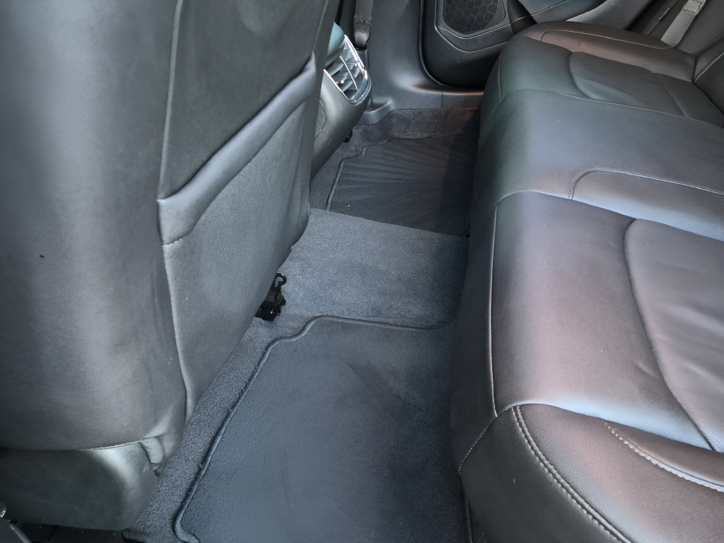 Used 2023 Chevrolet Malibu LT w/ Midnight Edition FWD image 33