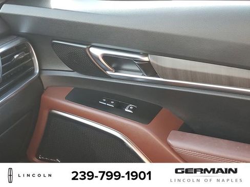 Used 2023 Kia Telluride SX Prestige image 28