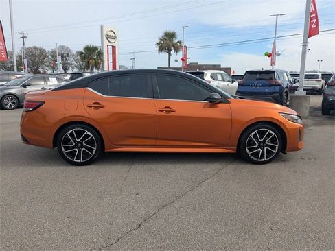 Used 2024 Nissan Sentra SR image 2
