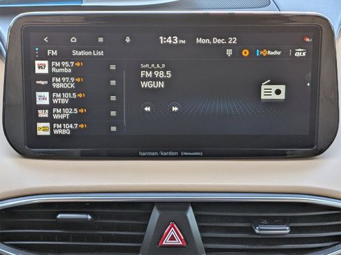 Used 2022 Hyundai Santa Fe Calligraphy image 18