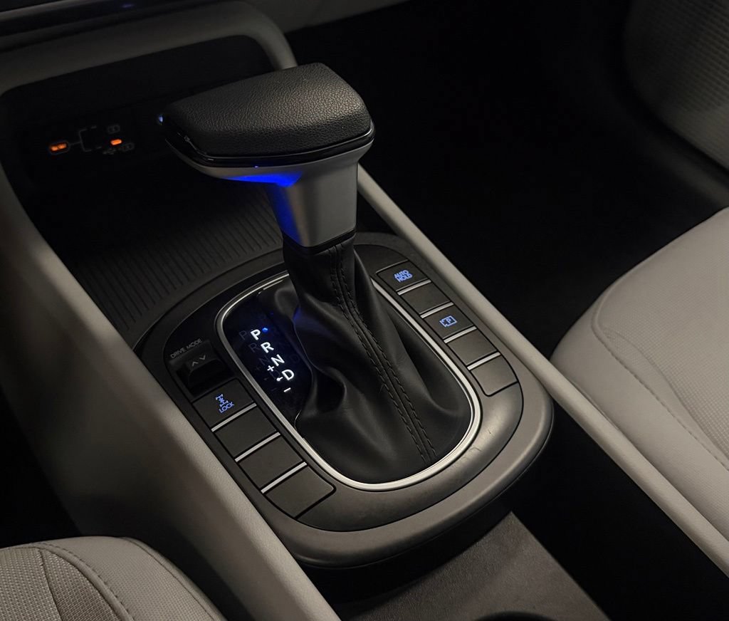 Certified 2024 Hyundai Kona SE AWD/4WD image 19