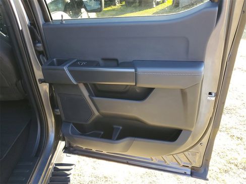 Used 2022 Ford F150 XL w/ STX Appearance Package image 31