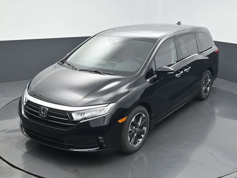 Certified 2024 Honda Odyssey Elite image 9
