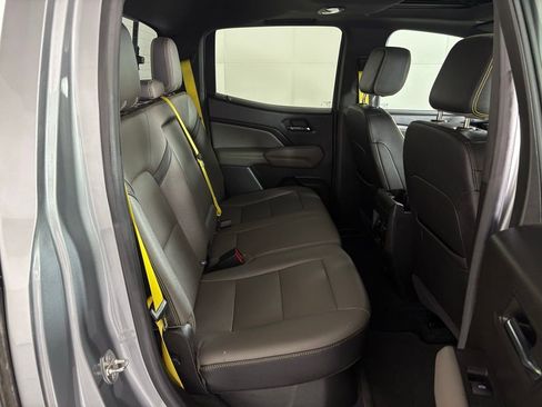 Used 2023 Chevrolet Colorado ZR2 w/ ZR2 Convenience Package III AWD/4WD image 49