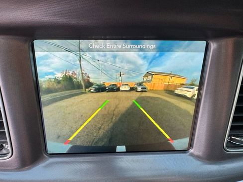 Used 2019 Dodge Charger Scat Pack w/ Dynamics Package image 23