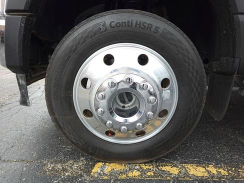 Used 2024 Ford F550 4x4 SuperCab Super Duty image 31