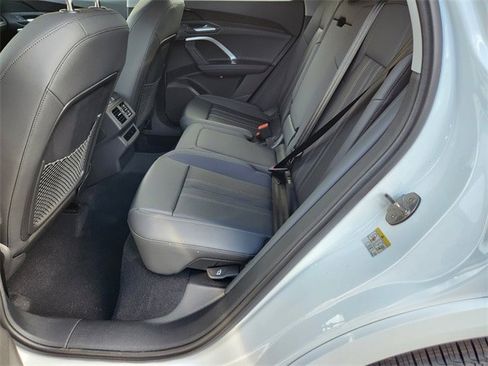 New 2025 Audi Q5 Premium image 28