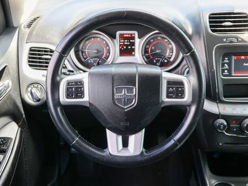 Used 2018 Dodge Journey SE FWD image 7