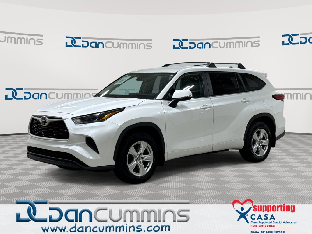 Used 2023 Toyota Highlander L FWD image 1