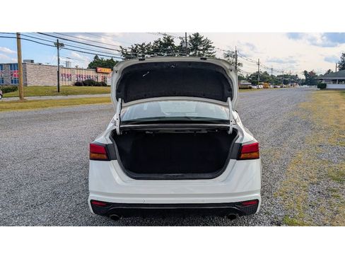 Used 2023 Nissan Altima 2.5 SR image 13