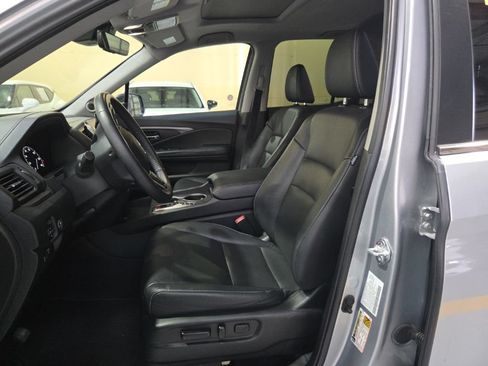 Used 2025 Honda Ridgeline RTL image 3