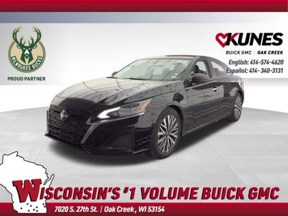 Used 2024 Nissan Altima 2.5 SV