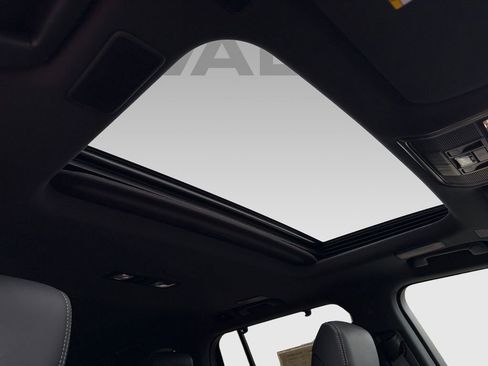 Used 2024 Lexus LX 600 4WD w/ Appearance Package image 6