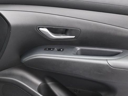 Used 2025 Hyundai Tucson SEL FWD image 33