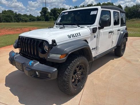 Used 2023 Jeep Wrangler Unlimited w/ 8.4" Radio Group AWD/4WD image 1