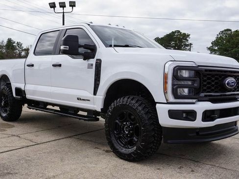 Used 2023 Ford F250 XL w/ STX Appearance Package image 2