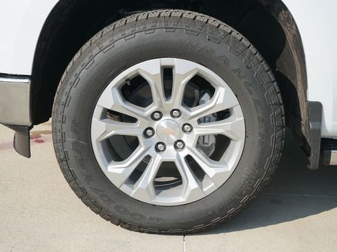 New 2026 Chevrolet Silverado 1500 LTZ w/ LTZ Premium Package image 14