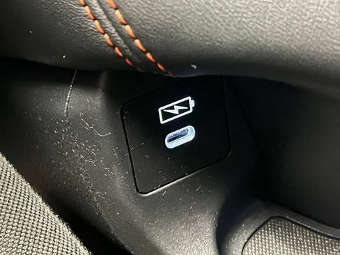 Used 2024 Honda HR-V Sport image 12